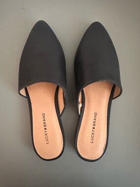 Lucky Brand Black Pointed Toe Slip-On Mules